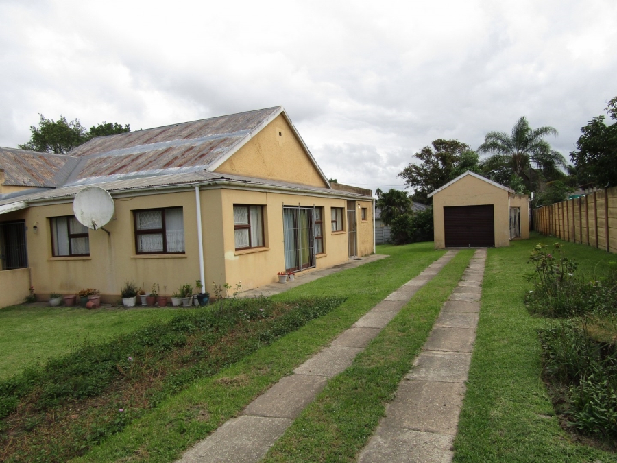3 Bedroom Property for Sale in Humansdorp Eastern Cape